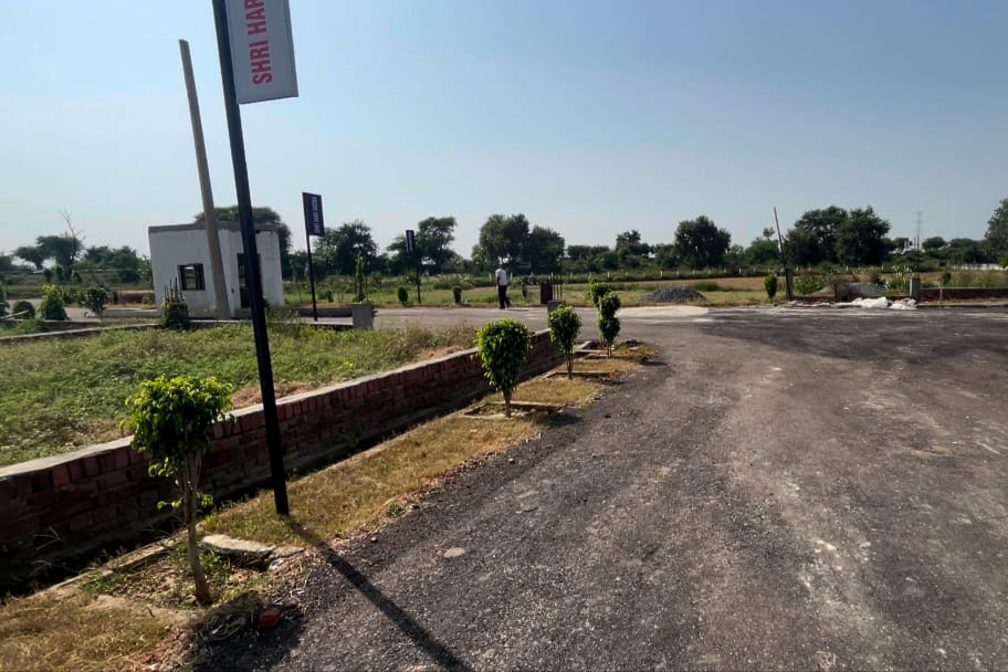 WhatsApp Image 2025-10-25 at 11.41.41 PM